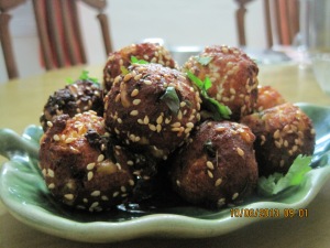 Cottage cheese and sesame balls
